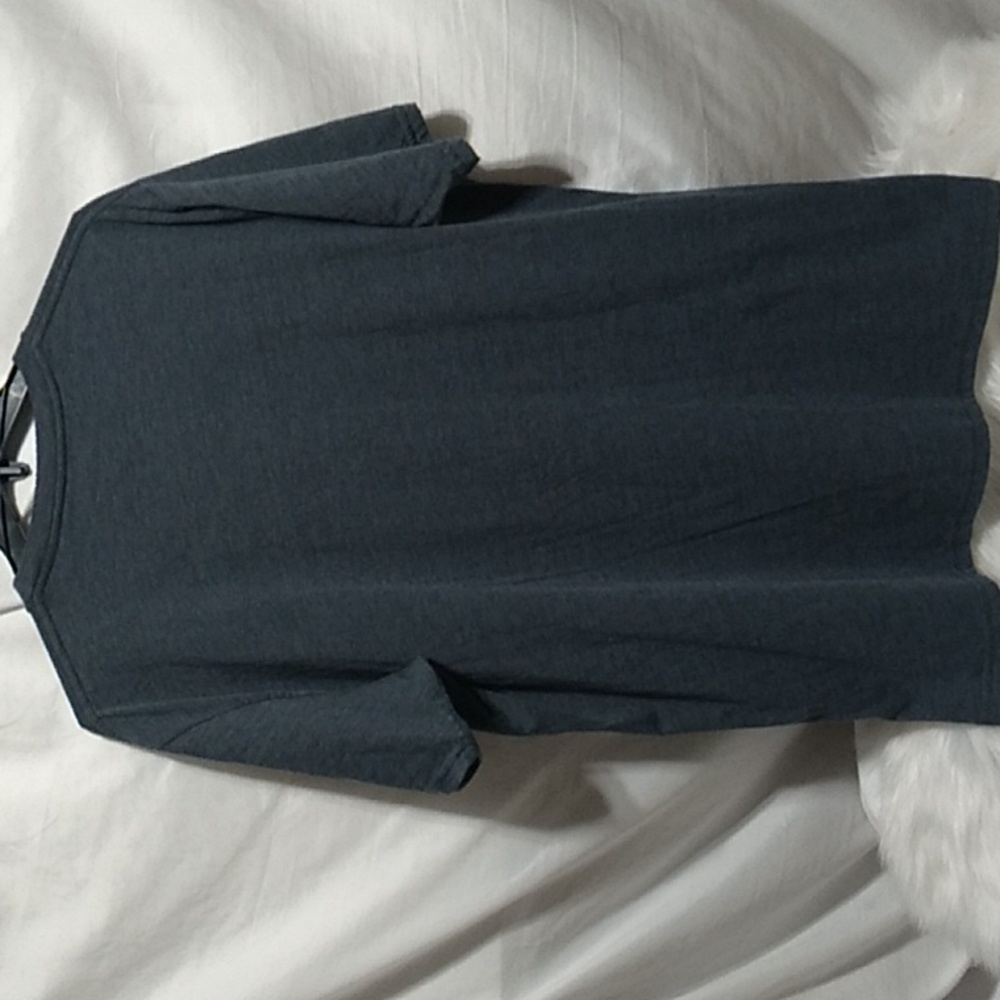 SALE! Like New Volcom Shirt Sz.XXL Rarely Worn (X-50 CRATE) - Picture 5 of 5